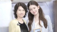 孟羽童晒与董明珠合照 发文称感念曾经未来珍重 