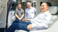 吉利李书福亲自体验领克900 示范全家出行正确方式