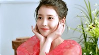 36D的人不能过六一 这风韵必须存的动态图
