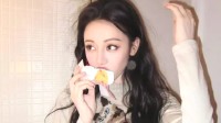 网传迪丽热巴出演周星驰《女足》杀青 拍了3个月