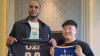 NBA传奇球星祝贺Uzi：我们都入选了名人堂 恭喜!