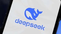 阿里工程师春节无休赶AI：被DeepSeek逼急了！