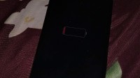 第一批升级iOS26的用户遇Bug：手机黑屏且无法充电
