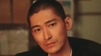 演高中生被群嘲 张翰回应:只是闪回镜头而已