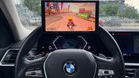 Switch2支架奇妙小用法：固定在方向盘上“开车”