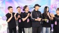 黄子韬回应品牌卫生巾有黑色异物 并非有害物质