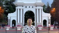 从北大退学考清华男生否认高考赚钱：学医让我做噩梦
