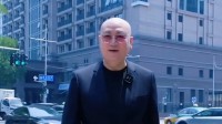 唐僧都开始卖房了？迟重瑞西装革履介绍北京高端楼盘