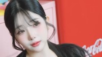 《剑星》新体模尹雪花发性感新美照：快进我私人订阅!
