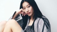 陈奕迅女儿出道引热议：阿姨先支持你爸