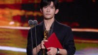 25岁的易烊千玺实现了17岁的梦想：从偶像到实力演员