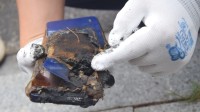 手机在车内暴晒引发爆炸 这些“定时炸弹”要远离