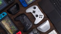 八位堂宣布多款手柄已适配Switch2：升级固件就能玩