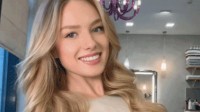 两个女人为我争得不可开交 海底捞特殊福利的动态图