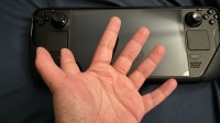 六指玩家诉苦掌机难操作：网友3D打印送上神助攻！