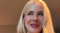 美女紫蛛儿主播收到超多《黑神话》礼物！已笑开了花