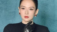 46岁章子怡执导首部长篇电影 《游过海岸一百米》