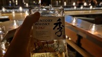 博德3发售时间5年前就泄露了？总监喝多写酒瓶上了！
