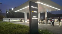 理想i8实测全国首个超充穿梭站：10分钟充满500km
