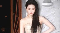 王晶说刘亦菲不是天赋型演员 但观众缘可媲美赵雅芝