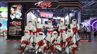 BW没玩够？在萤火虫漫展上继续偶遇猛男忍者！