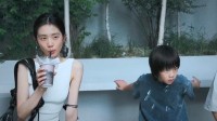 黄磊老婆孙莉晒一家五口日常 小儿子罕见露面