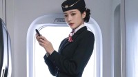 网友喊话空姐去高跟鞋化 罗永浩：支持也不要挑外貌