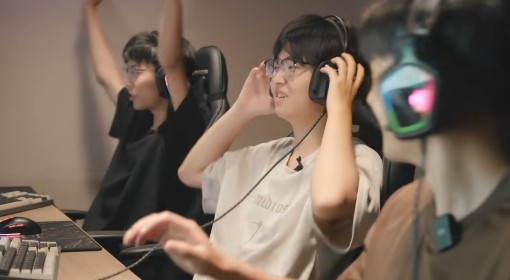 《暗区突围：无限》男大们的暗区端游战记