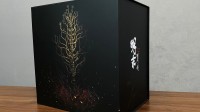 《明末》音乐精选集豪华版开箱：手机支架造型独特