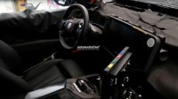 宝马新款X5原型车内饰首曝：全景屏 17.9英寸中控屏