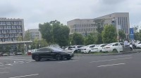 官方通报比亚迪网约车停车场疯狂绕行:跟车没任何关系