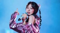 沈佳润洗脑神曲“美美桑内” QQ音乐韩国榜登顶