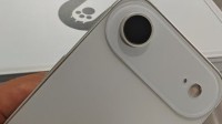 李楠晒出iPhone 17 Air模型：轻薄真的是杀手锏