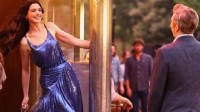 《穿普拉达的女王2》恋爱戏路透 安妮海瑟薇街头漫舞 ​