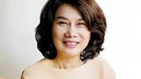 董明珠：把格力电器全买回去用 就知道什么是好产品