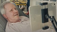 瘫痪患者用“意念”操控iPad！苹果脑机接口技术公开
