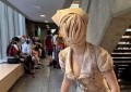 谁家修女油腻到反光？常被小朋友脚香味勾住的囧图