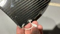网友吐槽SU7 Ultra碳纤维机盖有棉絮：小米车主回应