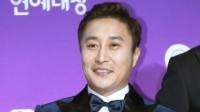 金炳万和养女收养关系被判解除：存在违背伦理行为
