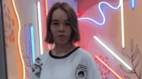 国外女版donk走红社交网络 蓉r和她你觉得谁更像？