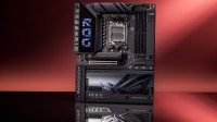 华硕ROG X870E HERO BTF背置主板震撼科隆游戏展