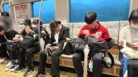 日本爱知县新规：每日玩手机不超2小时
