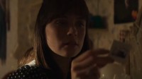 恐怖片《招魂4》发布新片段 鬼娃娃安娜贝尔闪亮登场