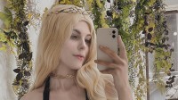 性感辣妹COS《老头环》玛莉卡：好身材实在太诱惑！