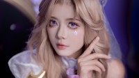 摄人心魄！《LOL》主持人骆歆水晶玫瑰女警COS美照