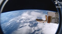中国首部太空实拍电影!《窗外是蓝星》总票房破千万!