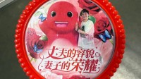 小高和刚晒难绷小镜子：我会用它好好打磨自己的容貌!