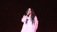 网传张惠妹为陪母亲无限期停工 经纪人本人接连辟谣