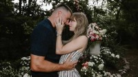霉霉和未婚夫希望婚礼更加私密：只会邀请各自密友