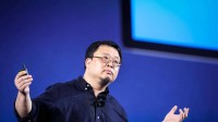 罗永浩和预制菜杠上了!送iPhone17求检测方法